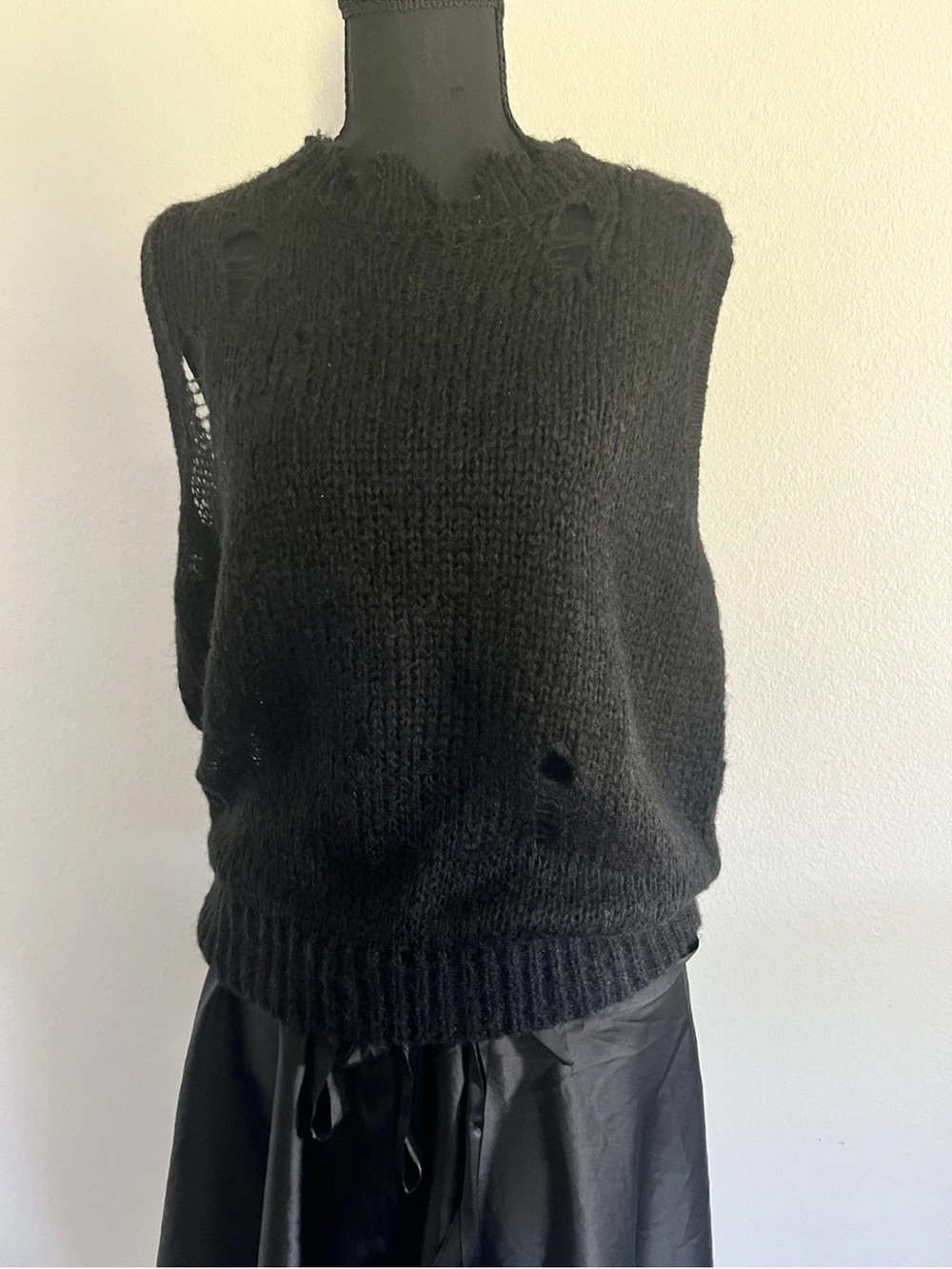 Black Distressed Knit Women’s Sweater Tank Topshop
